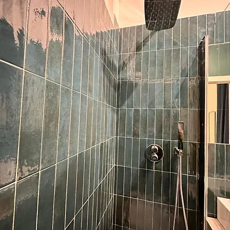 IL BALCONE NEL PARCO - stanze con bagno privato-2